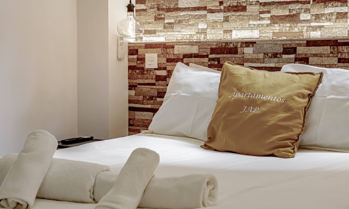 Almenara Apartamento | Apartment-Private Bathroom-Santiago 3
