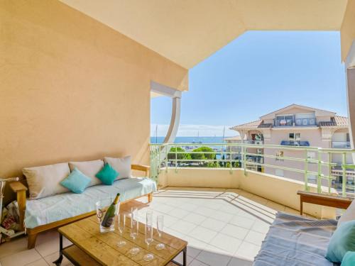 Frejus Port Apartamento | Apartment Quartier Latin-11 by Interhome