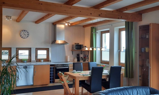 Eslohe Apartamento | Apartamento 'Quinkert, 90 M²' con terraza privada, jardín compartido y Wi-Fi
