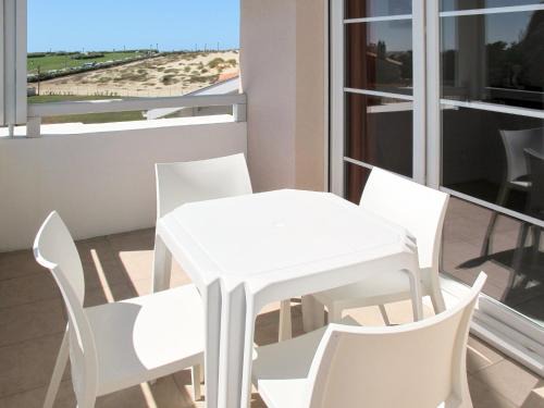 Biscarrosse Plage Apartamento | Apartment Résidence Belle Dune-3 by Interhome