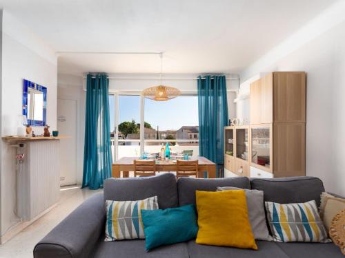 Lunel Apartamento | Apartment Résidence les Roses by Interhome