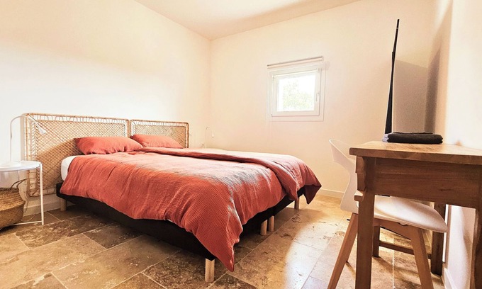 Pelissanne Apartamento | APARTMENT R+1 IN THE HEART OF THE OLIVE GROVES IN PROVENCE: SUN AND CICADAS GUARANTEED!