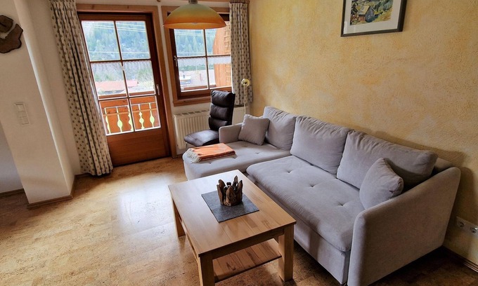 Hinterstein Apartamento | Apartment Rauhornblick - 55 sqm - Haus Eckwiesen