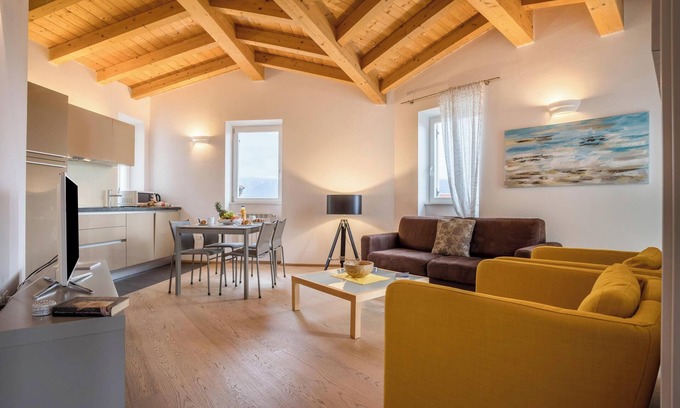 Aer Apartamento | Apartamento "Residencia La Villa Cuore" con maravillosas vistas, Wi-Fi y piscina
