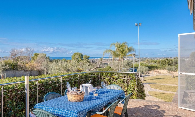 Fontanelle Apartamento | Apartamento 'Residence Margherita - Lavanda' con vistas al mar, Wi-Fi y aire acondicionado