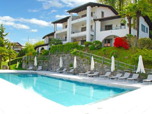 Piazzogna Apartamento | Apartment Residence Miralago - Utoring Apt- A6 by Interhome