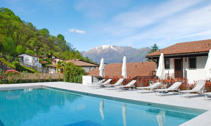 Piazzogna Apartamento | Apartment Residence Miralago - Utoring Apt- C27 by Interhome