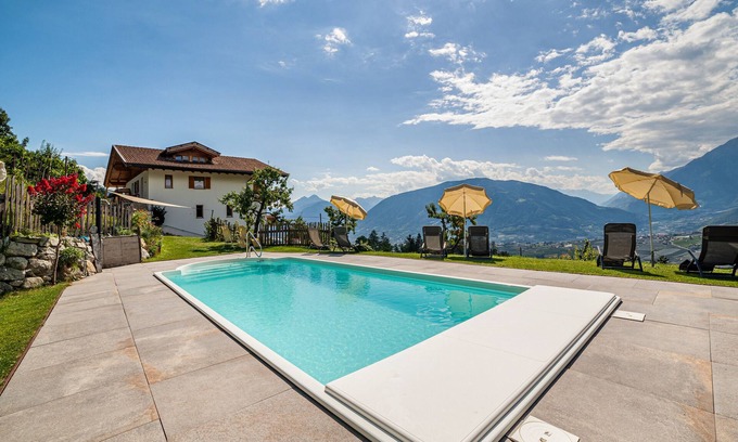 Schenna Apartamento | Apartamento 'Roath Hof 2' con vistas a la montaña, piscina compartida y Wi-Fi