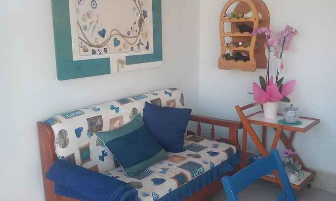 Bagheria Apartamento | Apartamento 'Rosalbita' con balcón y aire acondicionado