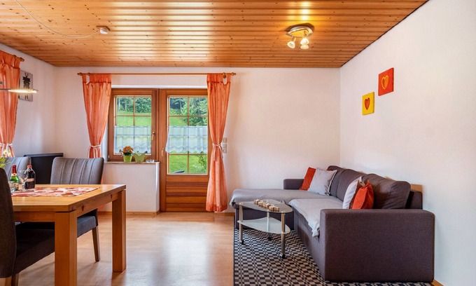 Sankt Maergen Apartamento | Apartamento 'Rose' con vistas a la montaña, terraza privada y Wi-Fi