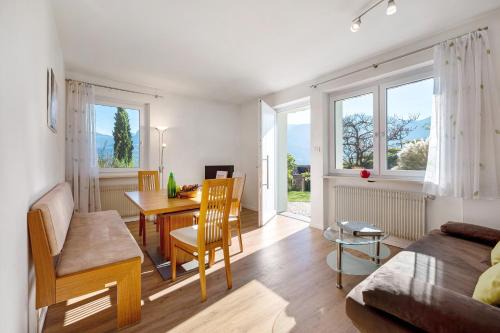 Termeno Sulla Strada del Vino Apartamento | Apartment Rungg