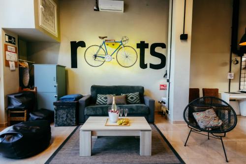 En Corts Apartamento | Apartment Ruzafa Roots, 12 min to Centre, Smart TV, Wine
