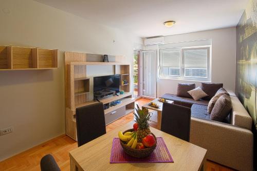 Rozino Apartamento | Apartment S&S Budva