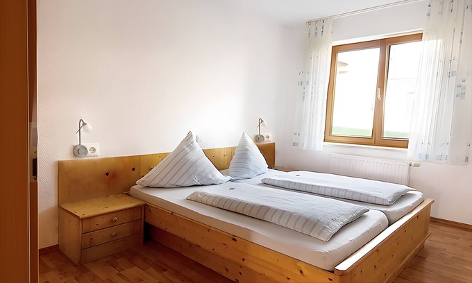 Borslingen Apartamento | Apartamento 'Schwalbennest' con terraza privada, jardín compartido y Wi-Fi