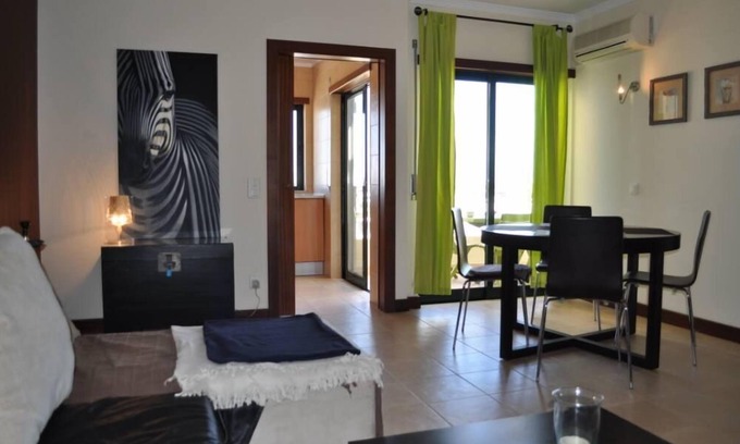 Salgados Apartamento | Apartment sea view in Salgados Village