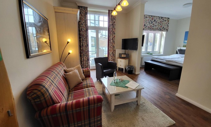 Kuhlungsborn Ost Apartamento | Apartment Silbermöwe - 4 star Hotel Hubertusburg