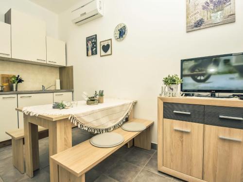 Karlobag Apartamento | Apartment Snježana-2 by Interhome
