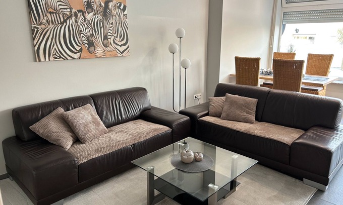 Ahaus Apartamento | Apartment 'Stadtquartier' with Private Terrace, Balcony and Wi-Fi