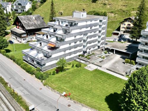 Engelberg Apartamento | Apartment Sunnmatt West Wohnung 936 by Interhome