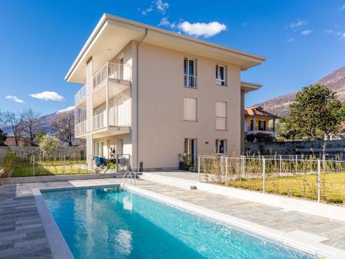 Consiglio di Rumo Apartamento | Apartment Sunny House by Interhome