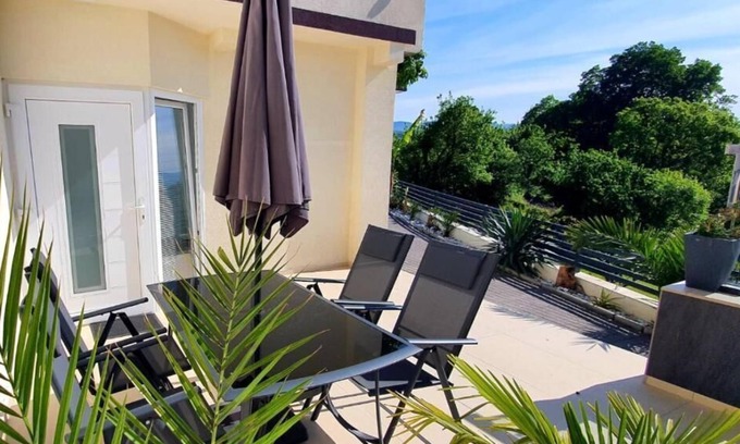 Mihotici Apartamento | Apartment Superior with 2 Jaccuzzi (94394-A1) - Matulji