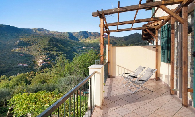 Testico Apartamento | Apartamento 'Sweet Caselle 2' con vistas a la montaña, terraza privada y Wi-Fi