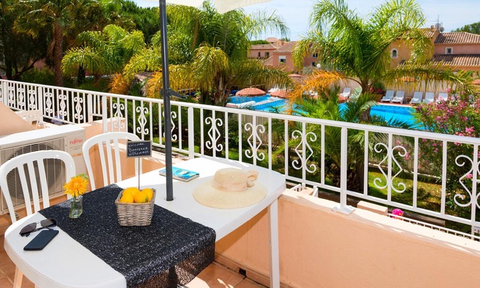 La Londe-les-Maures Apartamento | Apartamento T3 *** a 250 metros del MAR con PISCINA CLIMATIZADA Y TENIS (103)