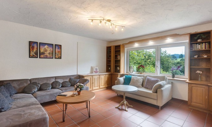 Sellinghausen Casa | Apartment 'Talblick Sellinghausen' with Mountain View, Private Terrace and Wi-Fi
