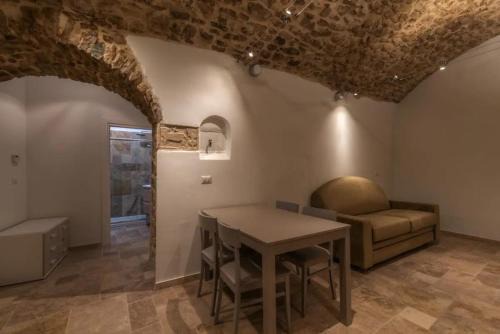 SantʼAgata di Puglia Apartamento | Apartment Tena in Arco Pronti