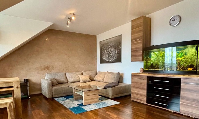 Altenerding Apartamento | 85 m² apartamento ático-Therme, aeropuerto, exposición