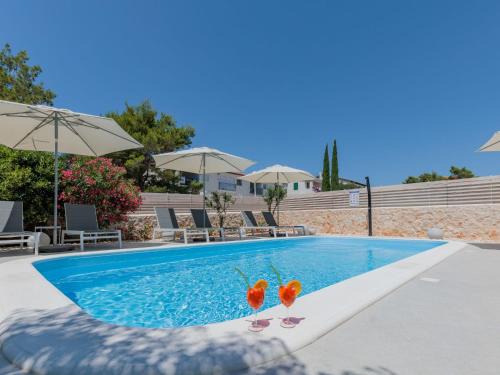 Vir Apartamento | Apartment Tome-1 by Interhome