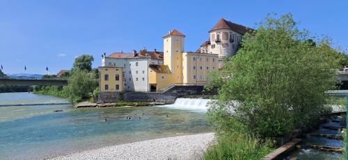 Steyr Apartamento | APARTMENT Top 11 ZENTRUM mit 2 Schlafzimmer BESTROOMS eU