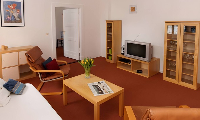 Babelsberg Nord Apartamento | Apartment 'Unter den Linden' with Wi-Fi