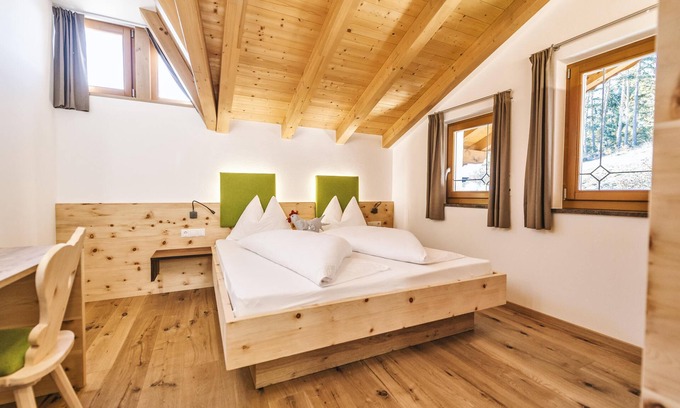 Verano Apartamento | Apartment 'Untermathonhof Abendrot' with balcony, garden and Wi-Fi