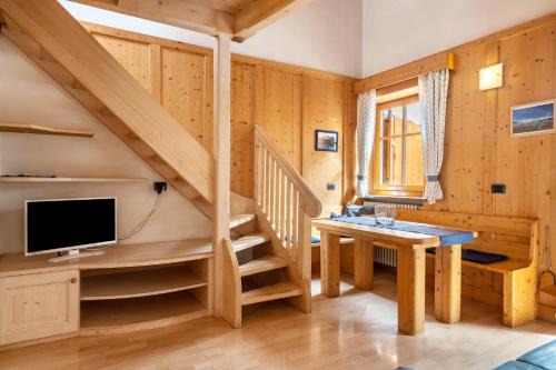 Campitello di Fassa Apartamento | Apartment Vajolet