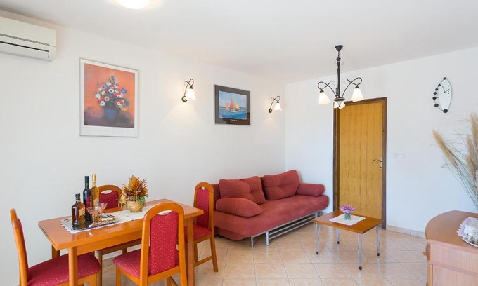 Mali Maj Apartamento | Apartment VALICA