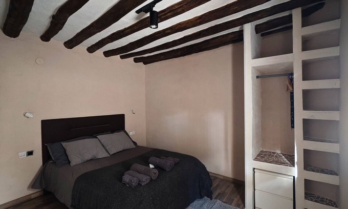 Guejar Sierra Apartamento | Apartamento 'Veleta' con vistas a la montaña, Wi-Fi y aire acondicionado