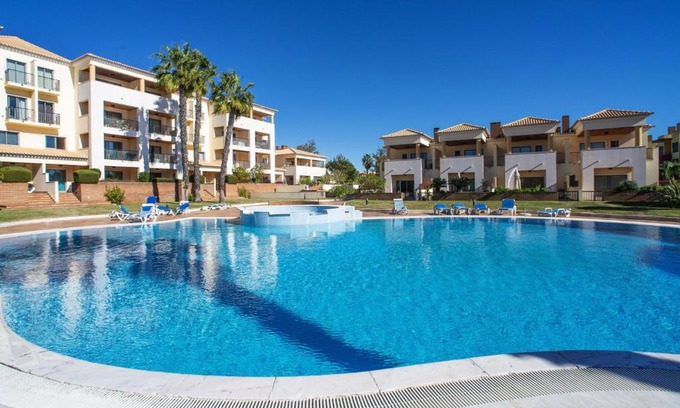 Vilamoura Apartamento | Apartment Vilas Mouriscas by Interhome