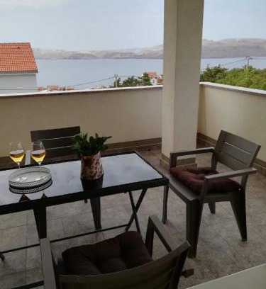 Karlobag Apartamento | Apartment Villa Bijele Stijene
