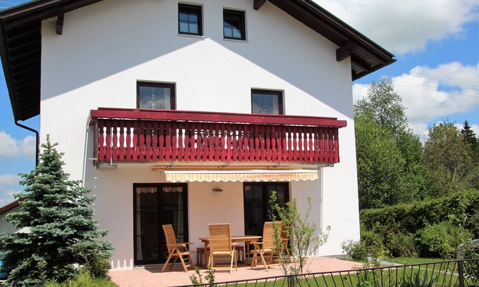 Oy Apartamento | Apartamento 'Villa Hilde' con vistas a la montaña, terraza privada y Wi-Fi