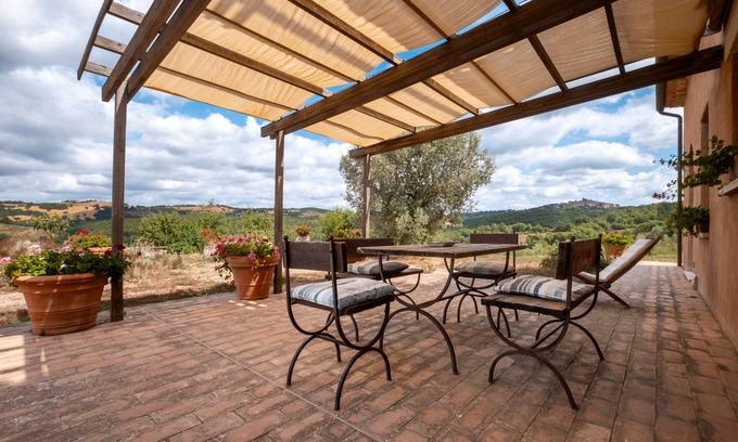 Manciano Apartamento | Apartamento 'Vulcinea In Poggio Rocco' con terraza privada, Wi-Fi y aire acondicionado
