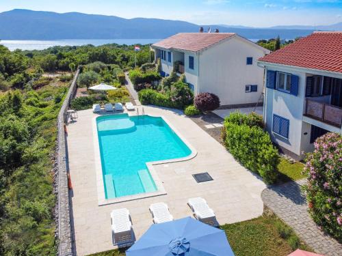 Brzac Apartamento | Apartment Wabi Sabi Resort 1-2 by Interhome