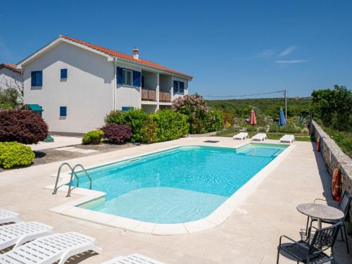 Brzac Apartamento | Apartment Wabi Sabi Resort 2-2 by Interhome