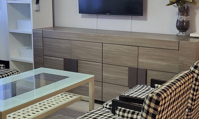 Pinto Apartamento | Apartment Warner 8 people
