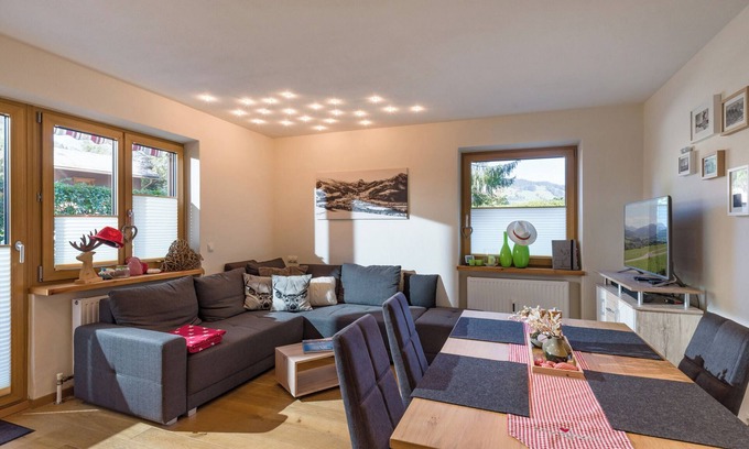 Kirchberg in Tirol Apartamento | Apartment with 2 sleeping rooms and garden