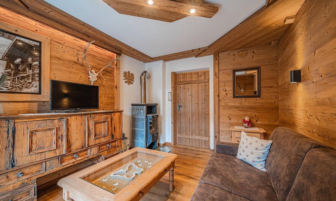 Kirchdorf in Tirol Apartamento | Apartment with pool near the lift