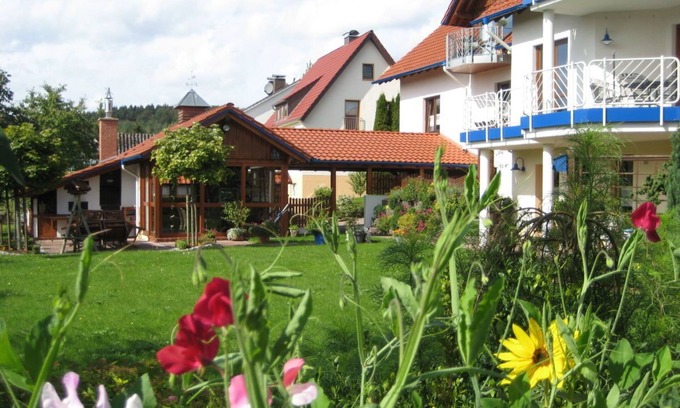 Bad Meinberg Apartamento | Apartment with 52 m² in a quiet location