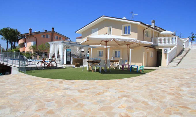 Sant'Omero Apartamento | APARTAMENTO CON 1 DORMITORIO