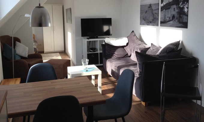 Dringenberg Apartamento | Apartamento con vistas en el pueblo del castillo de Dringenberg