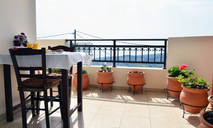 Saktouria Apartamento | Apartamento con impresionantes vistas al mar de Libia